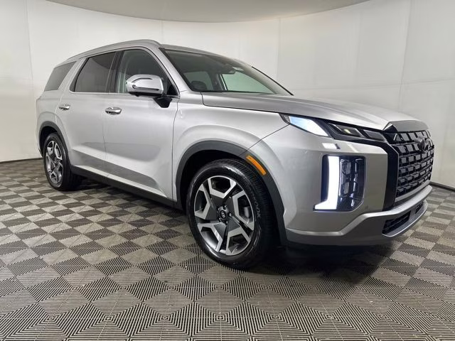2025 Typhoon Silver Hyundai Palisade Limited AWD SUV