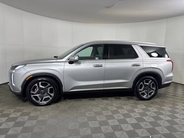 2025 Typhoon Silver Hyundai Palisade Limited AWD SUV
