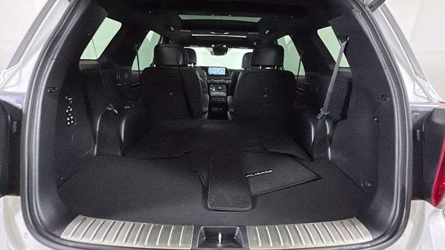 2024 Hyper White Hyundai Palisade Calligraphy Night Edition AWD SUV