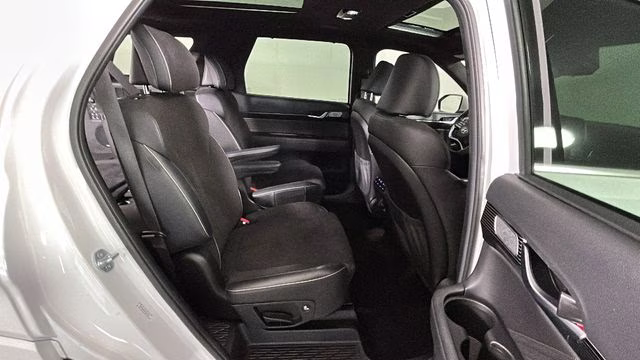 2024 Hyper White Hyundai Palisade Calligraphy Night Edition AWD SUV