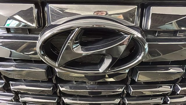 2024 Hyper White Hyundai Palisade Calligraphy Night Edition AWD SUV