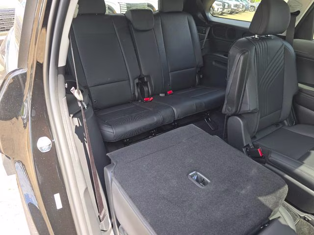 2026 Abyss Black Pearl Hyundai Palisade SEL Convenience AWD SUV