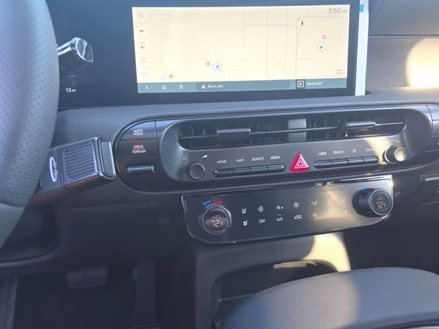 2026 Creamy White Pearl Hyundai Palisade XRT Pro AWD SUV