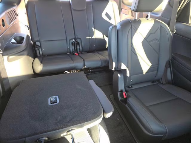 2026 Creamy White Pearl Hyundai Palisade XRT Pro AWD SUV
