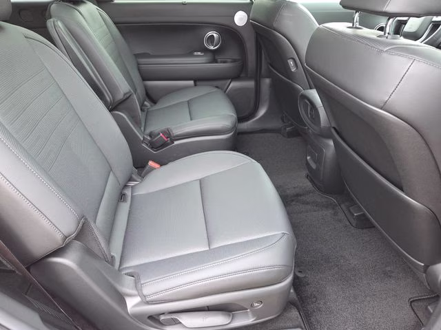 2026 Creamy White Pearl Hyundai Palisade Limited AWD SUV