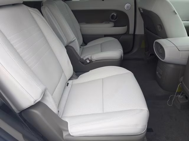 2026 Creamy White Pearl Hyundai Palisade Limited AWD SUV