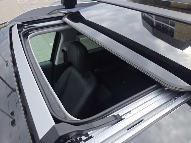 2026 Abyss Black Pearl Hyundai Palisade Hybrid Limited AWD SUV