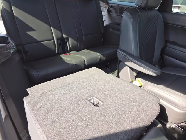 2026 Titan Green Hyundai Palisade SEL AWD SUV