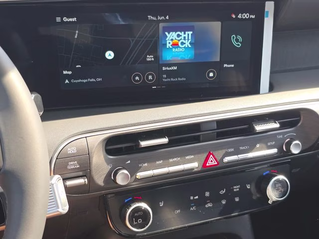 2026 Titan Green Hyundai Palisade SEL AWD SUV