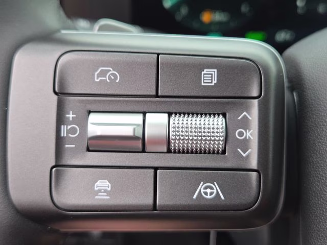 2026 Creamy White Pearl Hyundai Palisade Hybrid SEL AWD SUV