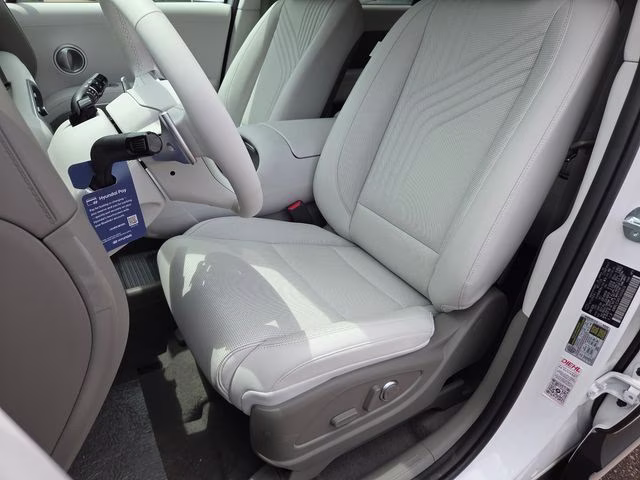 2026 Creamy White Pearl Hyundai Palisade Hybrid SEL AWD SUV
