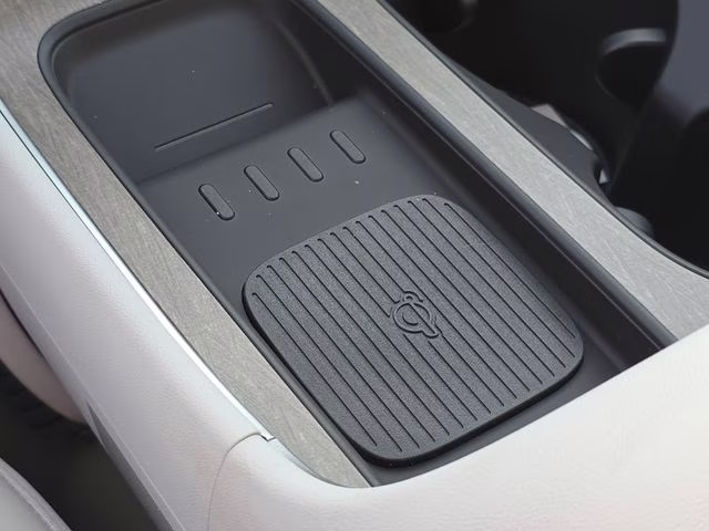 2026 Creamy White Pearl Hyundai Palisade Hybrid SEL AWD SUV