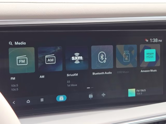 2026 Creamy White Pearl Hyundai Palisade Hybrid SEL AWD SUV