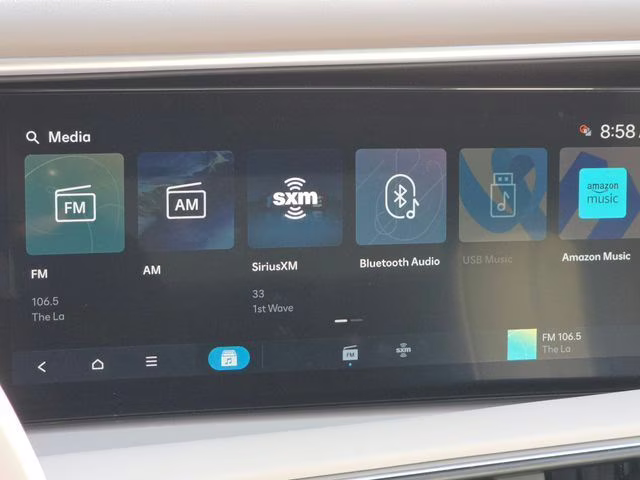 2026 Creamy White Pearl Hyundai Palisade Hybrid SEL AWD SUV