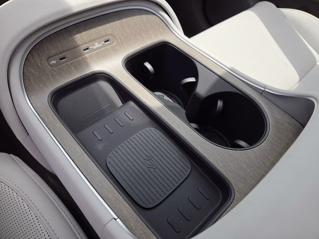 2026 Creamy White Pearl Hyundai Palisade Hybrid SEL AWD SUV