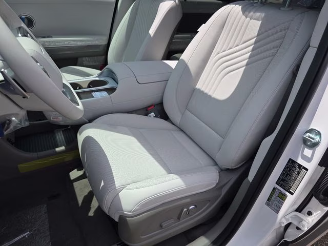 2026 Creamy White Pearl Hyundai Palisade SEL Premium AWD SUV
