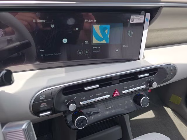 2026 Creamy White Pearl Hyundai Palisade SEL Premium AWD SUV