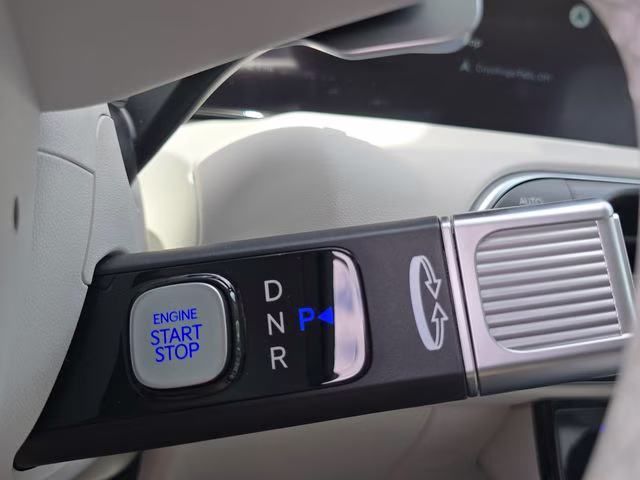 2026 Creamy White Pearl Hyundai Palisade SEL Premium AWD SUV