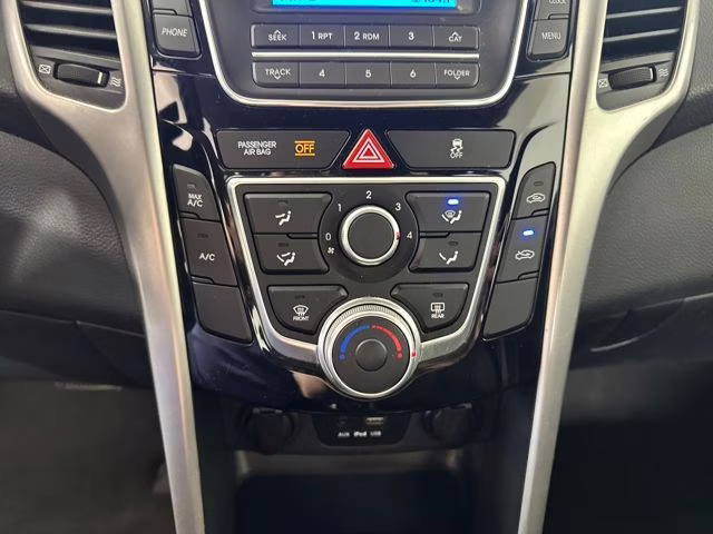 2017 Symphony Air Silver Hyundai Elantra GT Base FWD Hatchback
