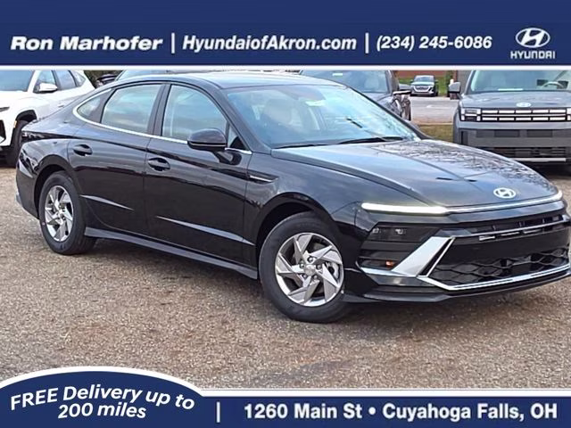 2026 Abyss Black Hyundai Sonata SE FWD Sedan