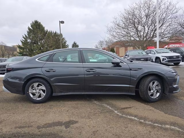 2026 Portofino Gray Hyundai Sonata SE FWD Sedan
