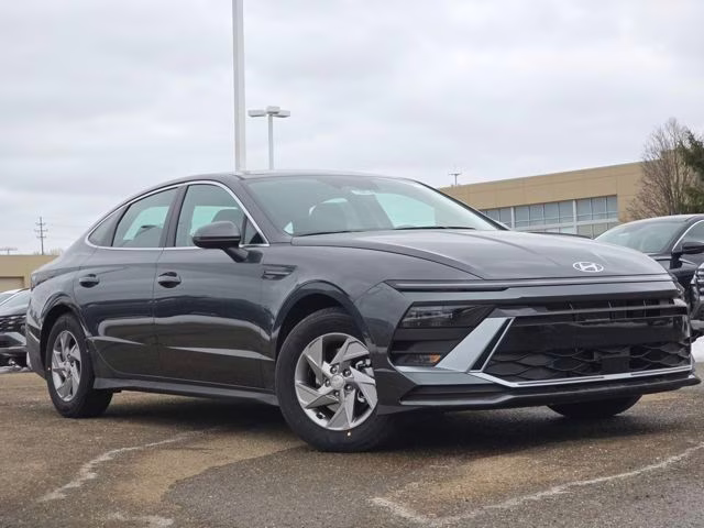 2026 Portofino Gray Hyundai Sonata SE FWD Sedan