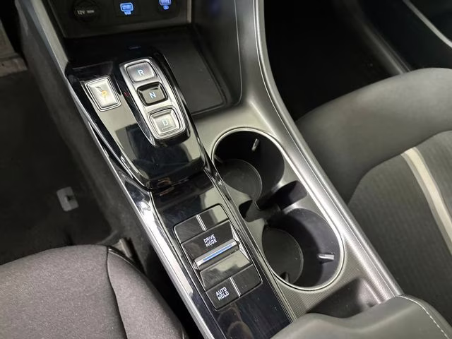 2023 Curated Silver Hyundai Sonata SE FWD Sedan