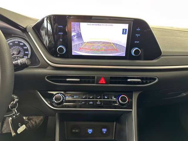 2023 Curated Silver Hyundai Sonata SE FWD Sedan