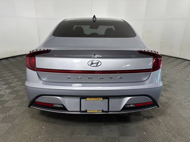2023 Curated Silver Hyundai Sonata SE FWD Sedan