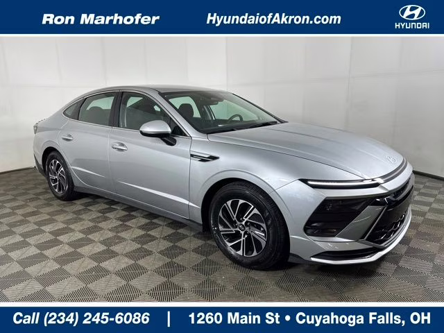 2026 Aero Silver Hyundai Sonata Hybrid Blue FWD Sedan