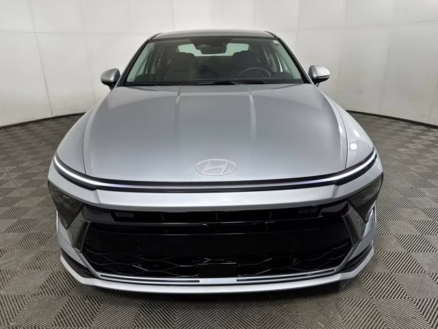 2026 Aero Silver Hyundai Sonata Hybrid Blue FWD Sedan