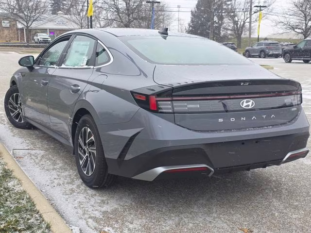 2026 Transmission Blue Hyundai Sonata Hybrid Blue FWD Sedan