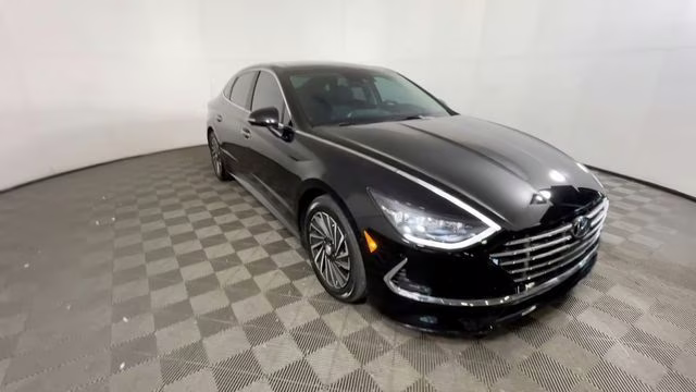 2023 Onyx Black Hyundai Sonata Hybrid Limited FWD Sedan