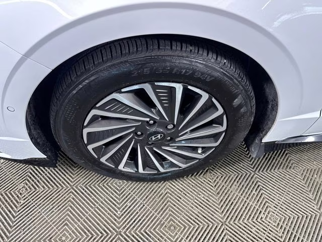 2024 Serenity White Hyundai Sonata Hybrid Limited FWD Sedan