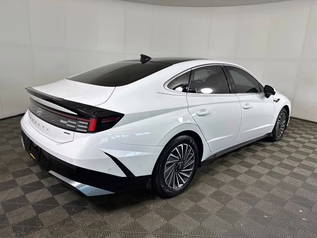 2024 Serenity White Hyundai Sonata Hybrid Limited FWD Sedan