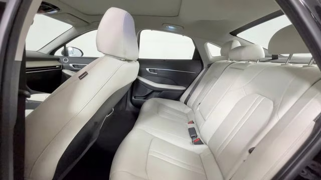2024 Onyx Black Hyundai Sonata Hybrid Limited FWD Sedan