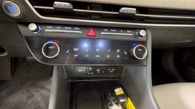 2024 Onyx Black Hyundai Sonata Hybrid Limited FWD Sedan