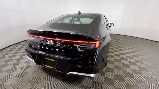 2024 Onyx Black Hyundai Sonata Hybrid Limited FWD Sedan
