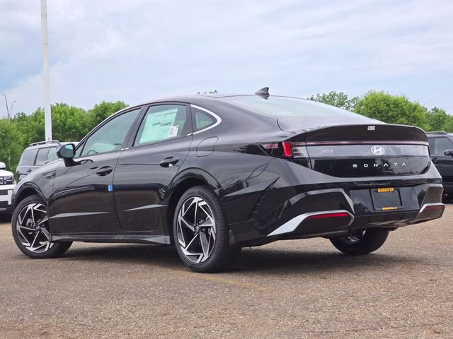 2026 Abyss Black Hyundai Sonata SEL Sport FWD Sedan