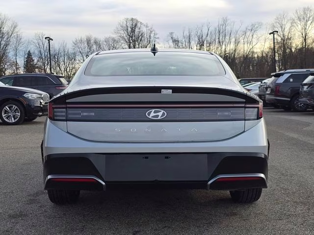 2026 Aero Silver Hyundai Sonata SEL Sport FWD Sedan