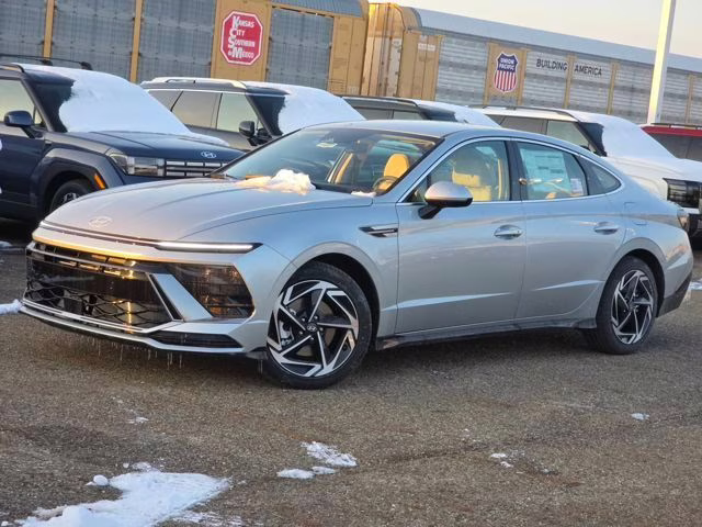 2026 Aero Silver Hyundai Sonata SEL Sport AWD Sedan