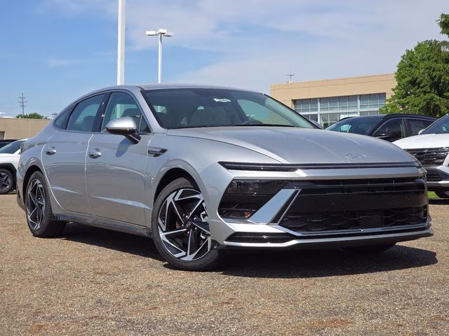 2026 Aero Silver Hyundai Sonata SEL Sport AWD Sedan