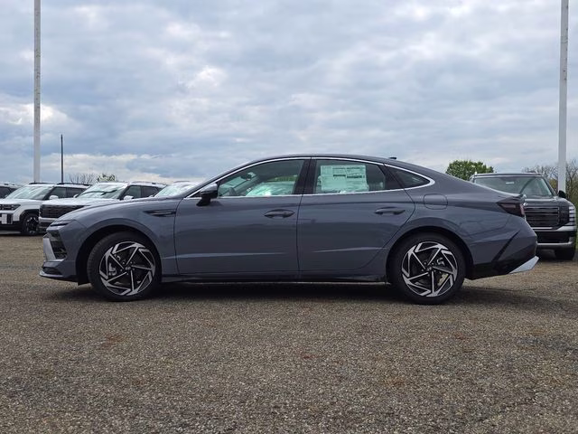 2026 Transmission Blue Hyundai Sonata SEL Sport AWD Sedan