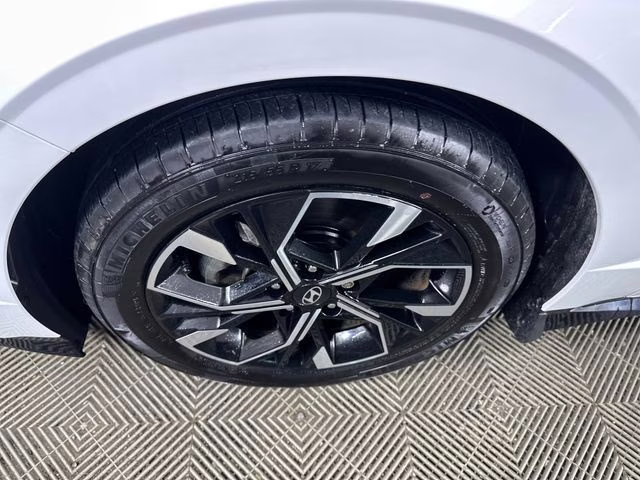2024 Serenity White Hyundai Sonata SEL AWD Sedan