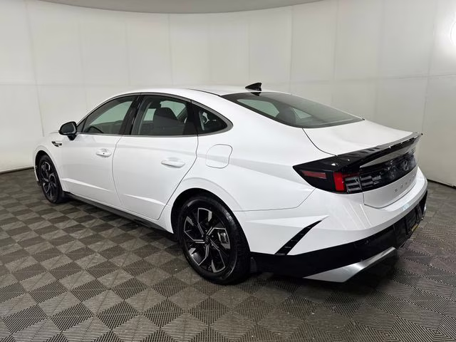 2024 Serenity White Hyundai Sonata SEL AWD Sedan