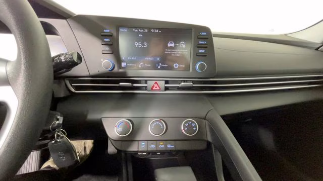2024 Abyss Black Hyundai Elantra SE FWD Sedan