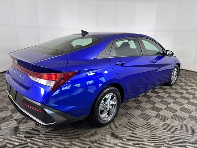 2024 Intense Blue Hyundai Elantra SE FWD Sedan