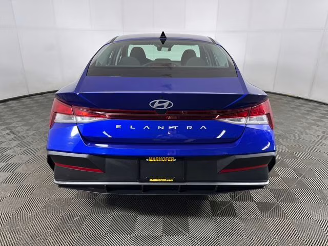 2024 Intense Blue Hyundai Elantra SE FWD Sedan