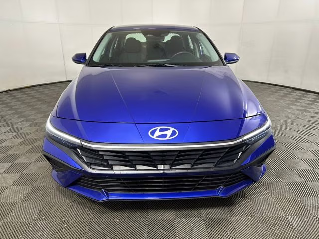 2024 Intense Blue Hyundai Elantra SE FWD Sedan