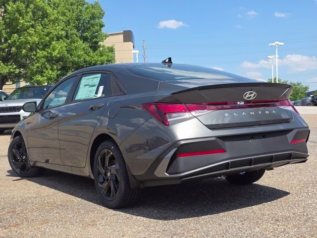 2026 Amazon Gray Hyundai Elantra SEL Sport FWD Sedan